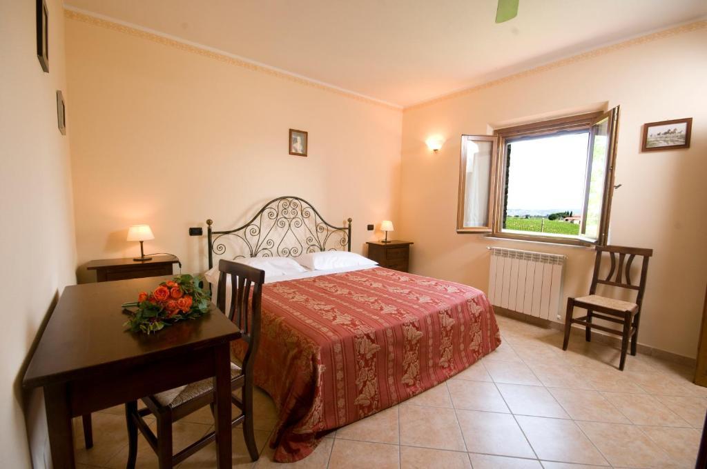 Agriturismo Macinatico San Gimignano Phòng bức ảnh