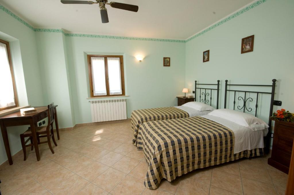 Agriturismo Macinatico San Gimignano Phòng bức ảnh